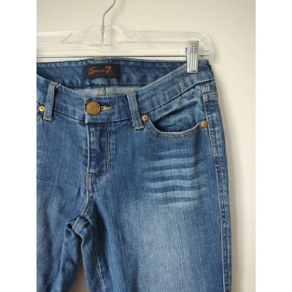 Seven7 Women's Size 4 Medium Wash Ankle Cropped Pants Zipper Slight Distressed - Picture 2 of 9